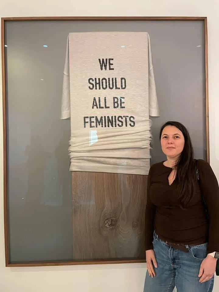 Diana Dragomir, next to Chimamanda Ngozi Adichie's «We Should All Be Feminists»